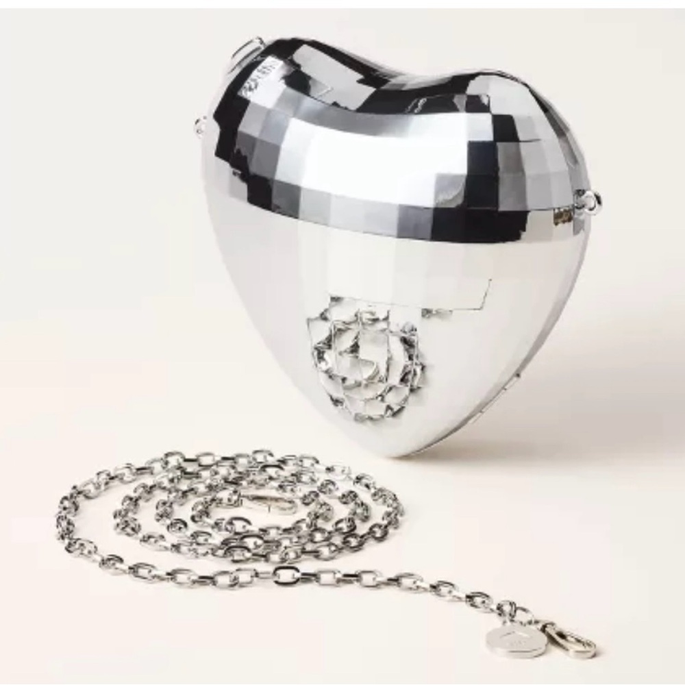 NWT Kate Spade x Target Silver Reflective Disco Heart Shaped Crossbody Bag Purse - Picture 2 of 6